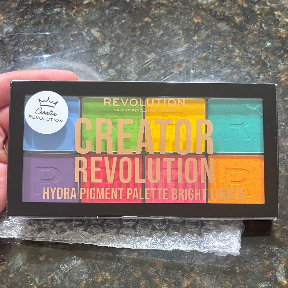Revolution Creator Hydra Pigment Palette - Bright Lights (Multicolor)